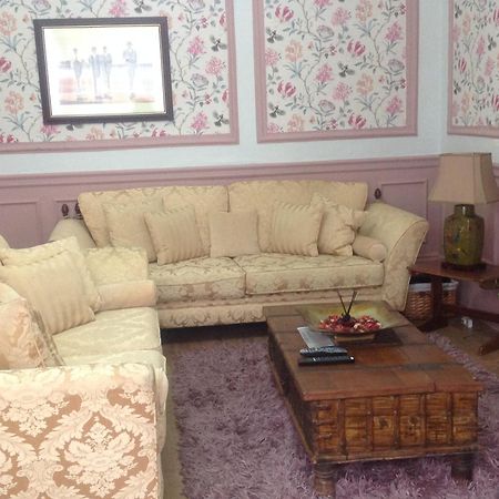 Busby Apartments Glasgow Ngoại thất bức ảnh