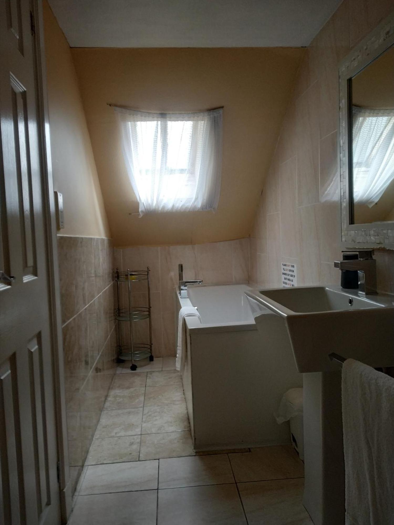 Busby Apartments Glasgow Ngoại thất bức ảnh